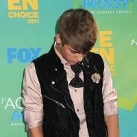 Justin Bieber at Teen Choice Awards 2011 photos | Picture 59034